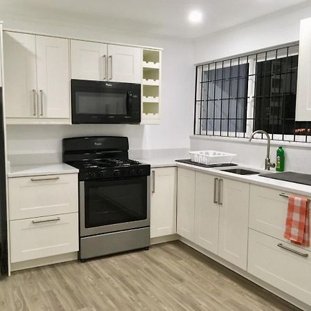 Dover Woods Apartments Christchurch Eksteriør billede